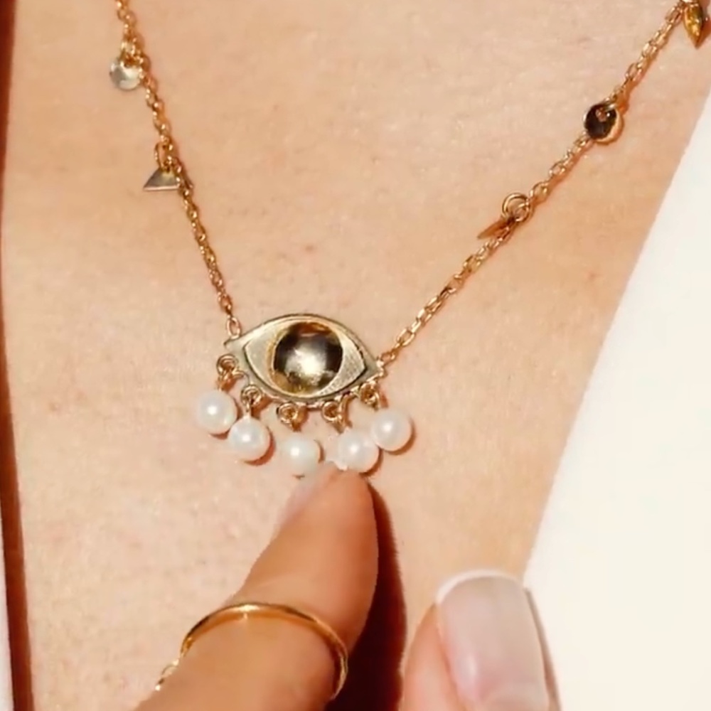 Gold necklace